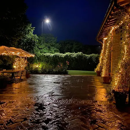 Pozzo Di Mezzo לינה וארוחת בוקר בולוניה