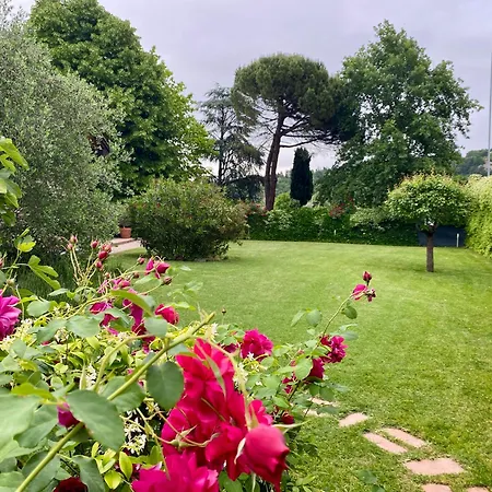 Pozzo Di Mezzo לינה וארוחת בוקר בולוניה