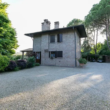 Pozzo Di Mezzo Nocleg ze śniadaniem 3*