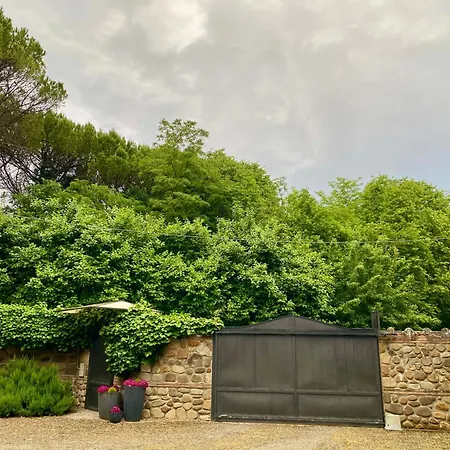 فندق مبيت وإفطار Pozzo Di Mezzo 3*